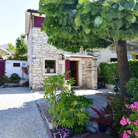 Holiday home House With A Parking Space Zambratija, Umag - 22708 Savudrija